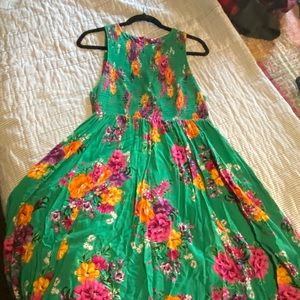 Floral mid lenght dress